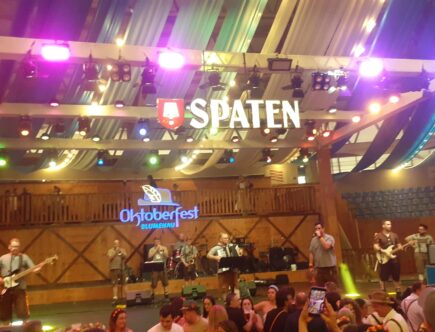 Como é passar um dia na Oktoberfest